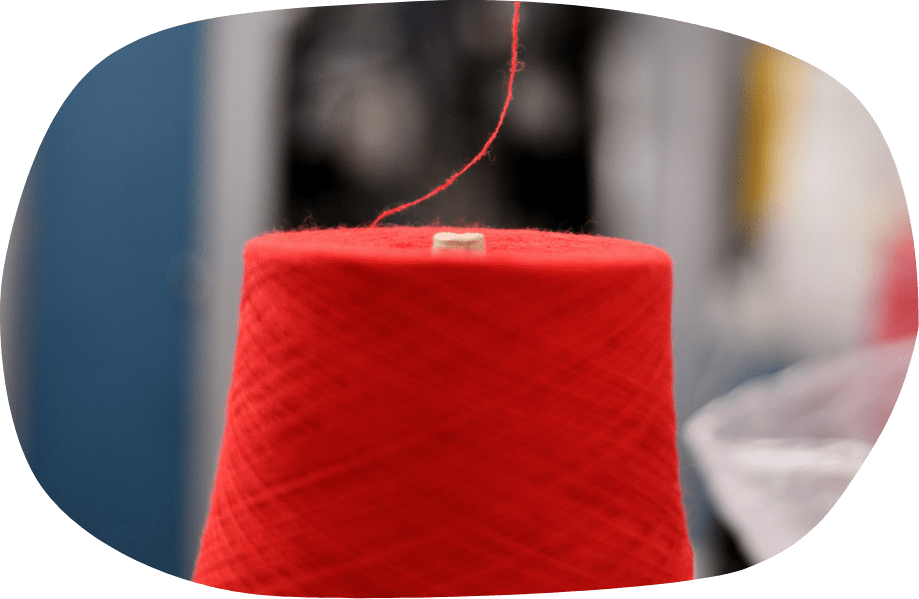 素材の組み合わせにこだわった糸