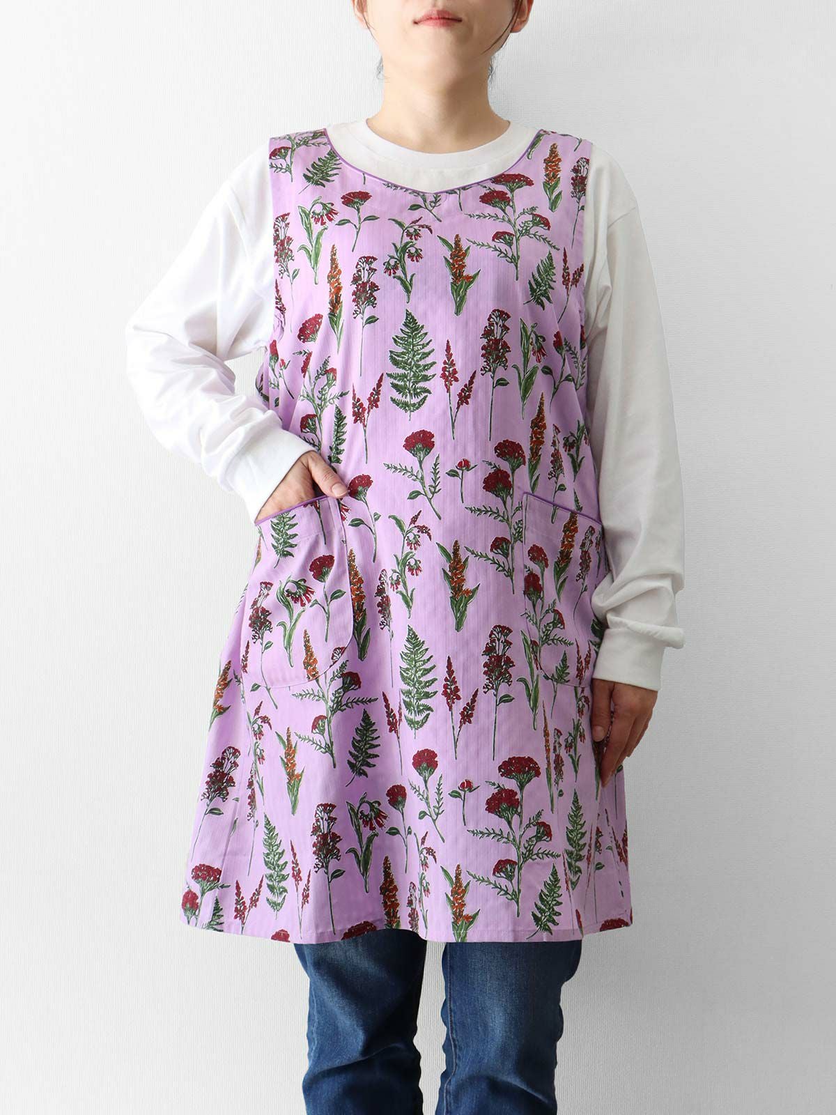 DAKS ダックス 形態安定加工 British Wildflower 綿100% サテン DAKS ダックス 形態安定加工 British Wildflower 綿100% サテン