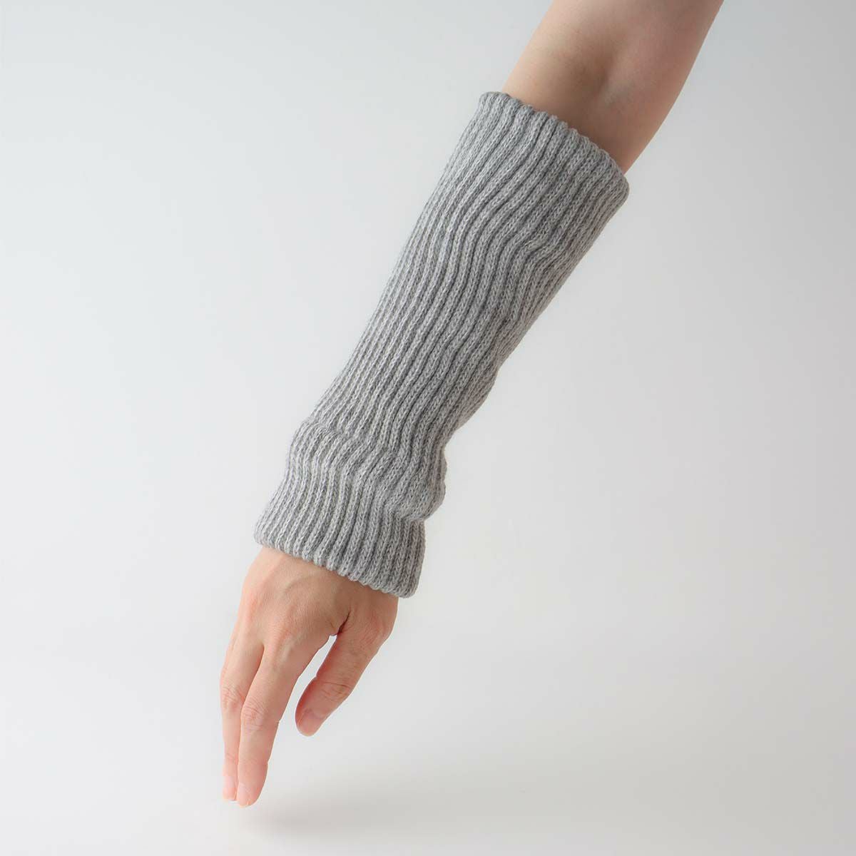 NAIGAI COMFORT 肌側シルク混 あたたかい 2重編み バルキーウールの NAIGAI COMFORT 肌側シルク混 あたたかい 2重編み バルキーウールの