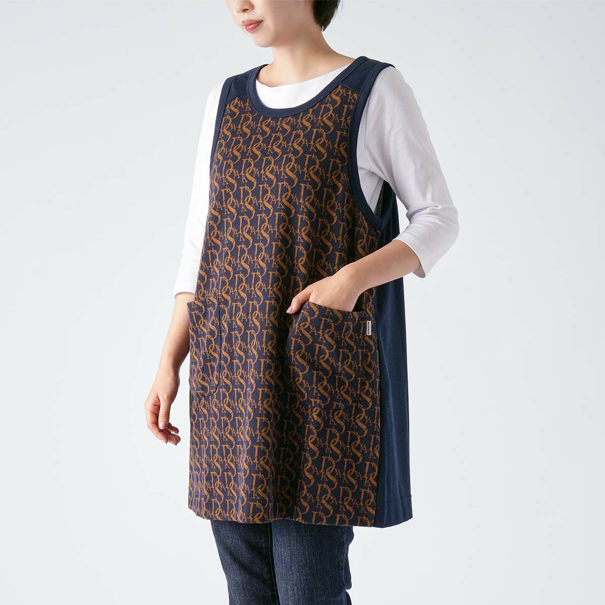 新品タグ付き　DAKS ダックス シャツ　ワンピース　S相当　イタリア製 DAKS ダックス エプロン Daks Monogram柄 ニットジャガード 後ボタン