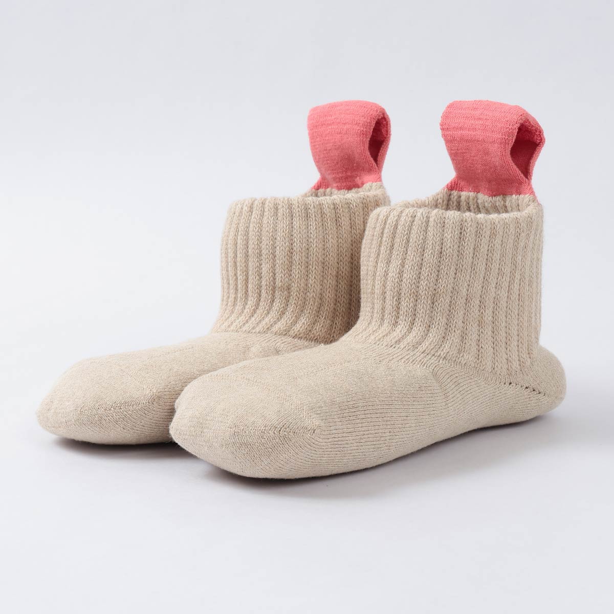 【未使用タグつき】どらみちゃんパーカ＆ショートパンツ&ルームソックス NAIGAI COMFORT かがまず履ける ループ付き らくらく着脱 ルーム