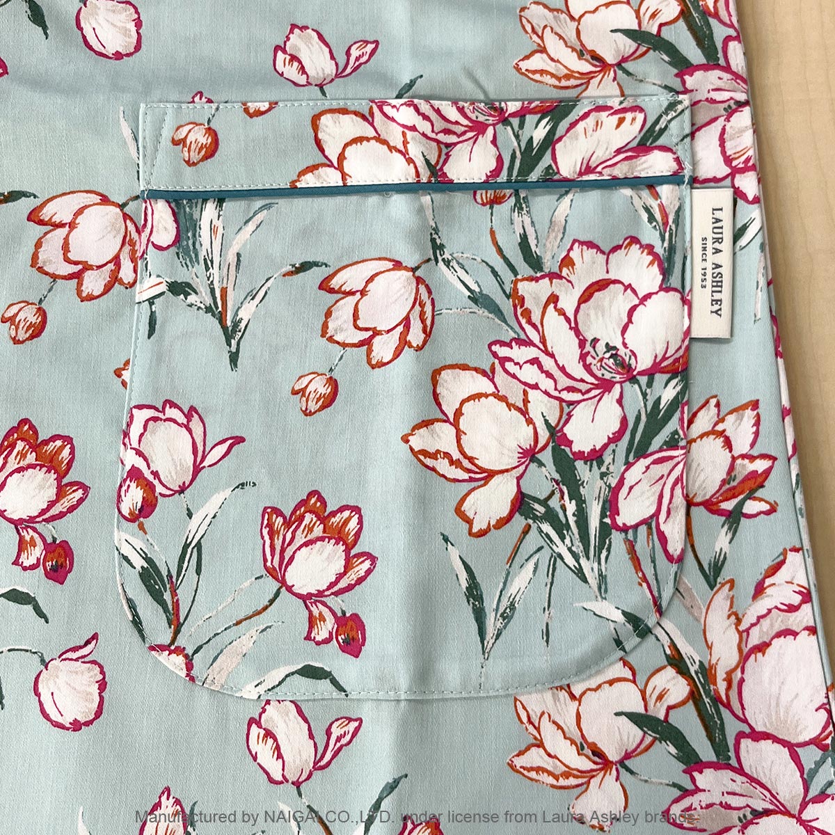 ☆LAURA ASHLEY 形態安定加工 T/Cサテン サトクリフチューリップス柄
